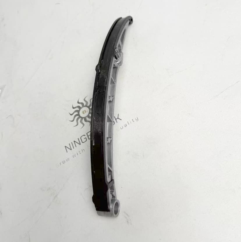 LR040977