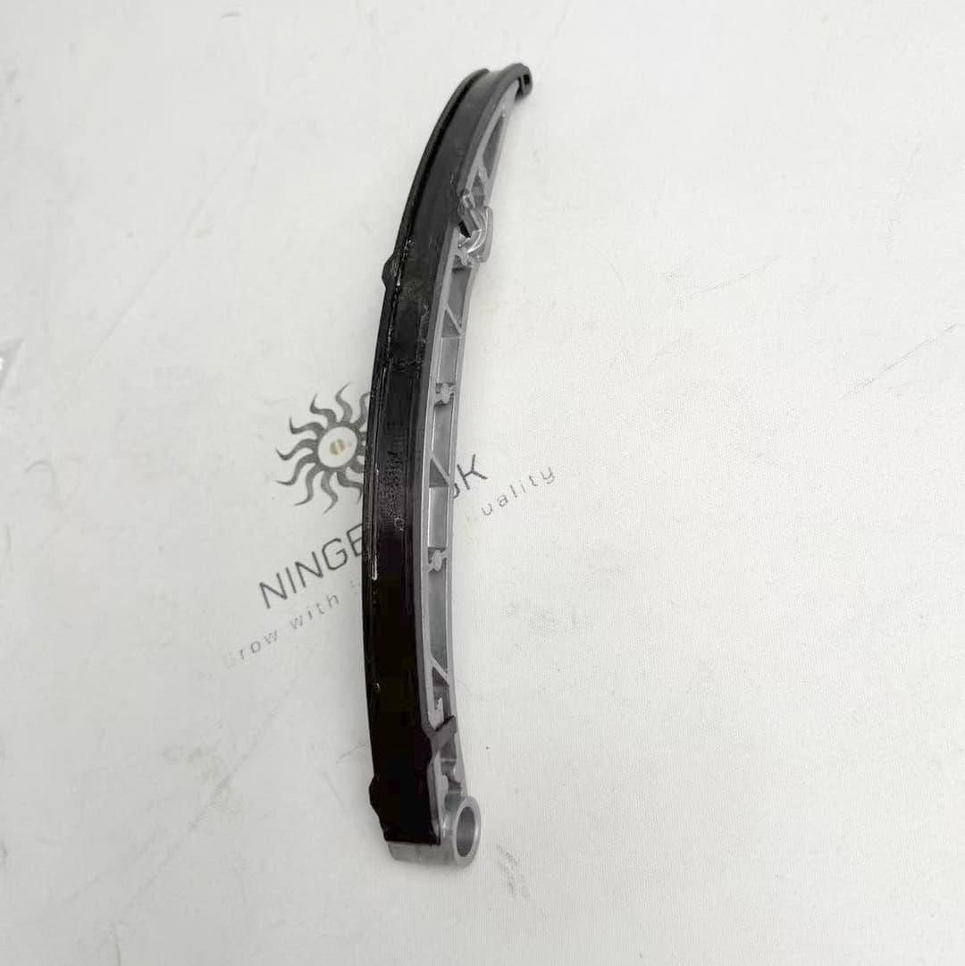 LR040977